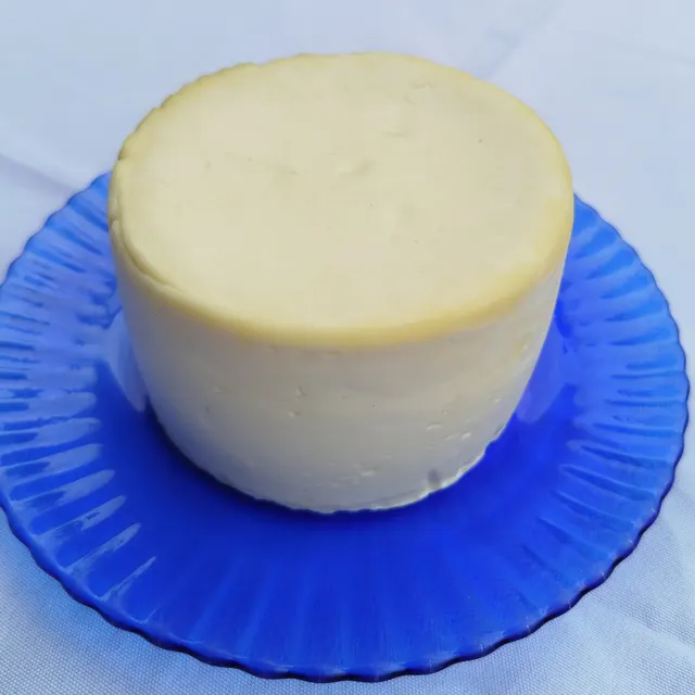 Queijo meia-cura iogurtado 500g